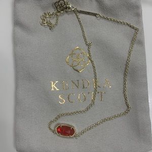 Kendra Scott short pendant in red/gold
